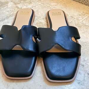 Madden NYC Women's Black H-Band Square Toe Slide Sandals, Size 10 NWOT
